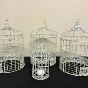 Lot de 4 cages à oiseaux blanches avec 2 modèles différents