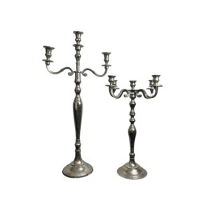 Lot de 2 chandeliers en argent grand et moyen de taille